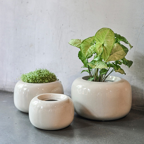 手作り陶器製花瓶 灰緑とクリーム 手作り陶器製花瓶 灰緑とクリーム （穴窯焼き締め花器